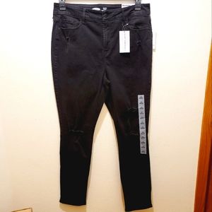 NWT Old Navy Women's Distressed Rockstar Super Skinny Jeans, Black, Size 14
